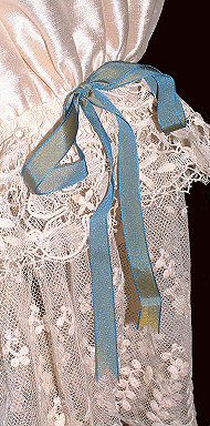 lace cuffs with shot taffeta ribbon